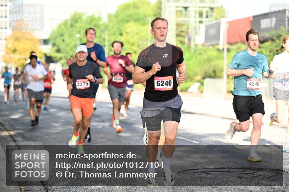 06.09.2026 - CURREX Alsterlauf Dr. Thomas Lammeyer http://msf.ph/oto/10127104 06.09.2026 09:46:33 Laufen 4275, 7, 32, 46, 6240, 4240 meine-sportfotos.de