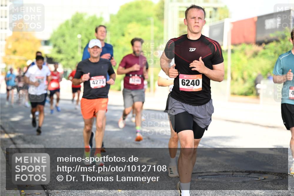 06.09.2026 - CURREX Alsterlauf Dr. Thomas Lammeyer http://msf.ph/oto/10127108 06.09.2026 09:46:34 Laufen 4275, 6240, 4 meine-sportfotos.de