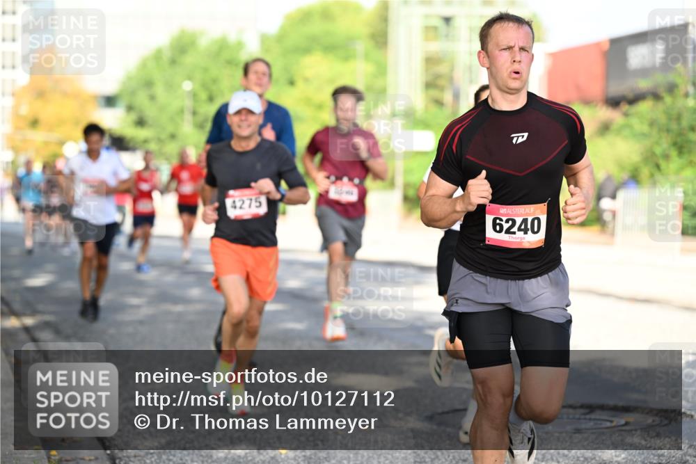 06.09.2026 - CURREX Alsterlauf Dr. Thomas Lammeyer http://msf.ph/oto/10127112 06.09.2026 09:46:34 Laufen 4275, 6240 meine-sportfotos.de