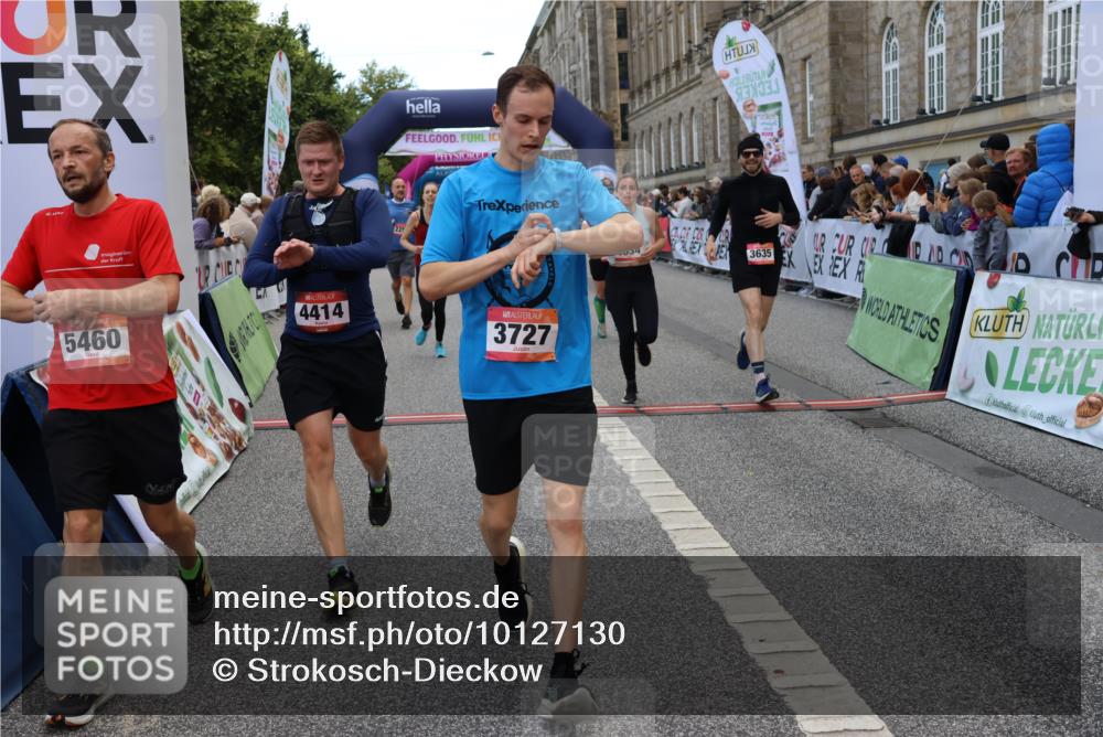 06.09.2026 - CURREX Alsterlauf Strokosch-Dieckow http://msf.ph/oto/10127130 06.09.2026 10:00:55 Ziel 2251, 2849, 2895, 3068, 3274, 3295, 3634, 3635, 3726, 3727, 3735, 4414, 5077, 5240, 5460, 5577, 5724, 6283, 6397, 6480, 8207, 8293 meine-sportfotos.de