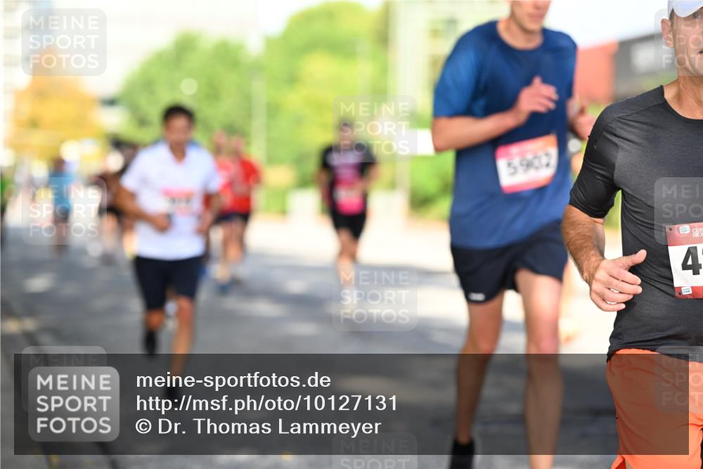 06.09.2026 - CURREX Alsterlauf Dr. Thomas Lammeyer http://msf.ph/oto/10127131 06.09.2026 09:46:36 Laufen 5902, 4 meine-sportfotos.de