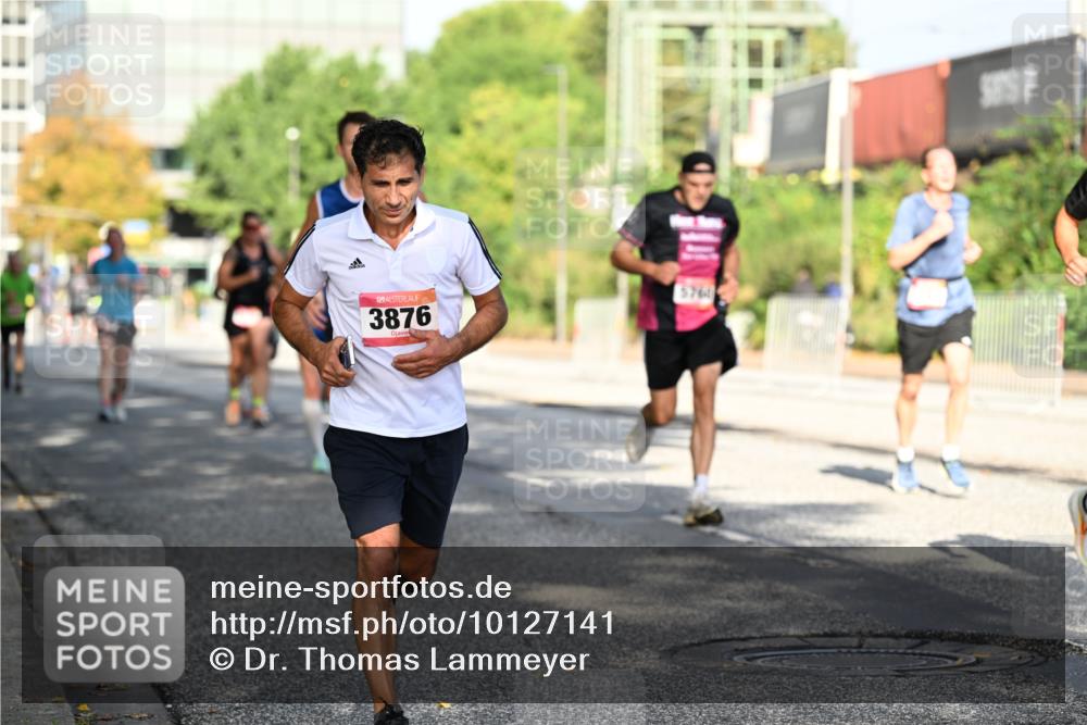 06.09.2026 - CURREX Alsterlauf Dr. Thomas Lammeyer http://msf.ph/oto/10127141 06.09.2026 09:46:37 Laufen 3876, 5760 meine-sportfotos.de