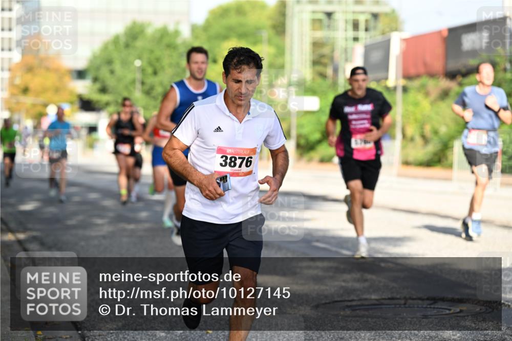 06.09.2026 - CURREX Alsterlauf Dr. Thomas Lammeyer http://msf.ph/oto/10127145 06.09.2026 09:46:37 Laufen 3876 meine-sportfotos.de