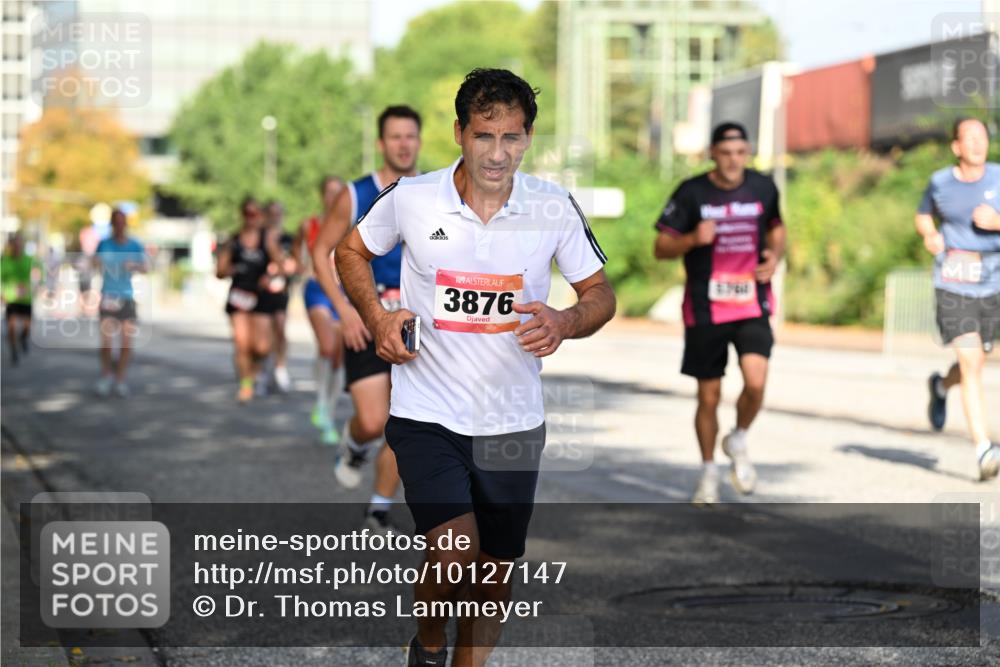 06.09.2026 - CURREX Alsterlauf Dr. Thomas Lammeyer http://msf.ph/oto/10127147 06.09.2026 09:46:37 Laufen 3876 meine-sportfotos.de