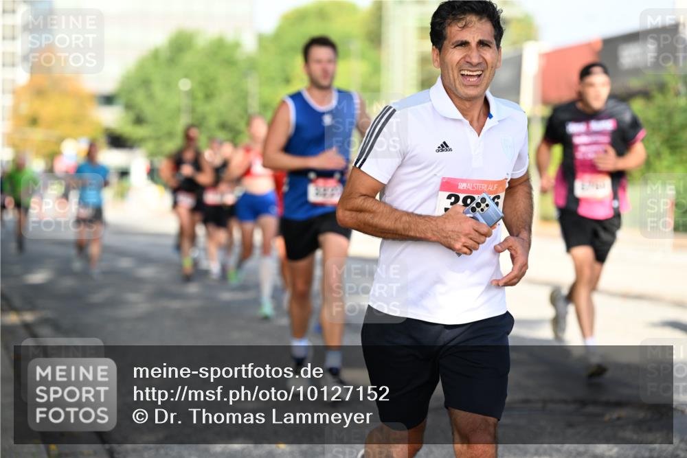 06.09.2026 - CURREX Alsterlauf Dr. Thomas Lammeyer http://msf.ph/oto/10127152 06.09.2026 09:46:38 Laufen 298 meine-sportfotos.de