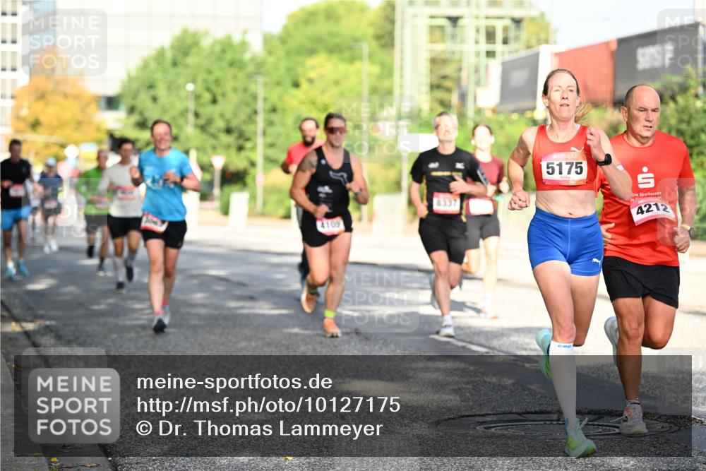 06.09.2026 - CURREX Alsterlauf Dr. Thomas Lammeyer http://msf.ph/oto/10127175 06.09.2026 09:46:41 Laufen 4109, 8337, 5175, 4212 meine-sportfotos.de
