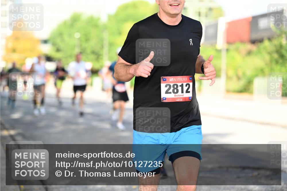 06.09.2026 - CURREX Alsterlauf Dr. Thomas Lammeyer http://msf.ph/oto/10127235 06.09.2026 09:46:47 Laufen 2812 meine-sportfotos.de