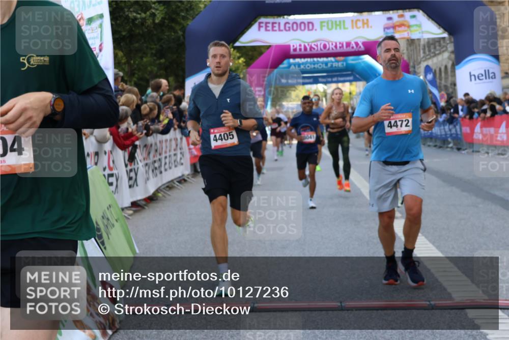06.09.2026 - CURREX Alsterlauf Strokosch-Dieckow http://msf.ph/oto/10127236 06.09.2026 09:48:13 Ziel 2104, 2134, 2275, 3632, 3878, 4405, 4472, 4583, 5315, 5804, 6009, 6414, 8041 meine-sportfotos.de
