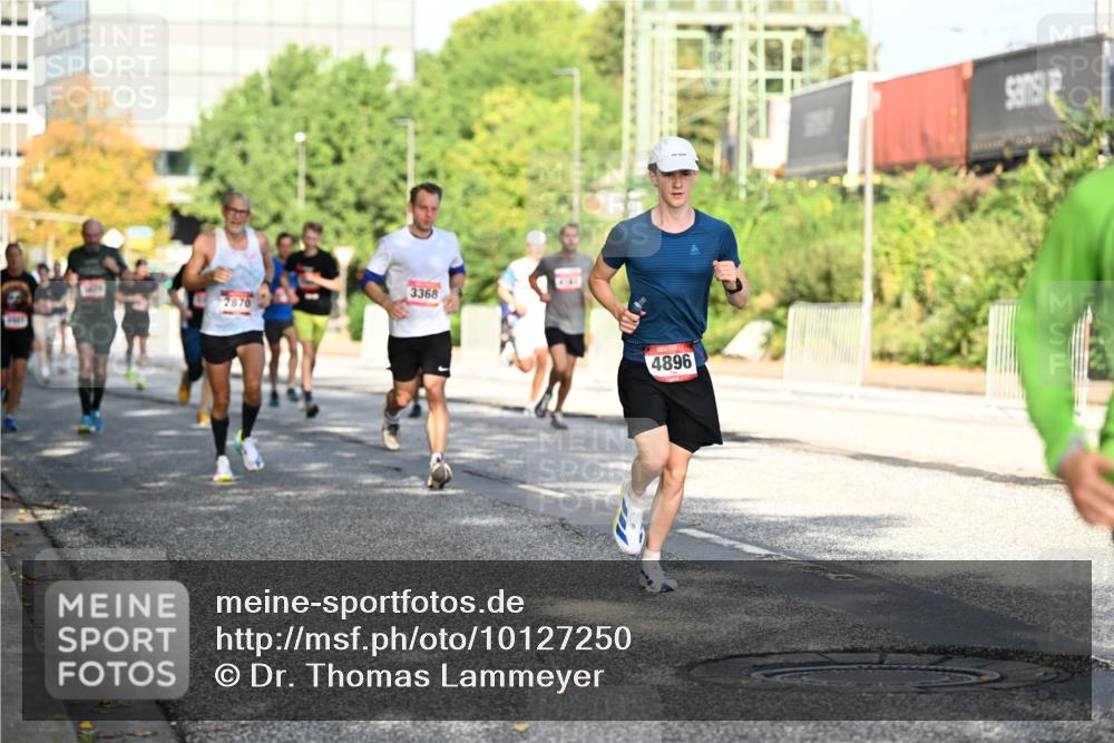 06.09.2026 - CURREX Alsterlauf Dr. Thomas Lammeyer http://msf.ph/oto/10127250 06.09.2026 09:46:48 Laufen 2870, 3368, 4896 meine-sportfotos.de