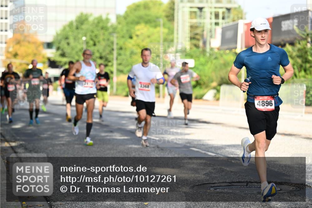 06.09.2026 - CURREX Alsterlauf Dr. Thomas Lammeyer http://msf.ph/oto/10127261 06.09.2026 09:46:49 Laufen 2470, 4896 meine-sportfotos.de
