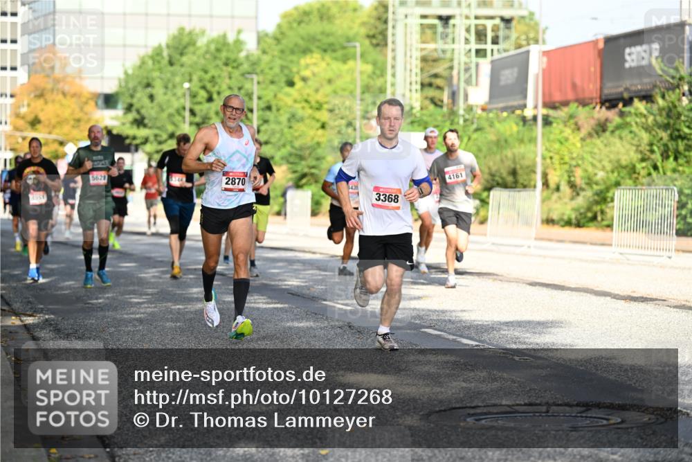 06.09.2026 - CURREX Alsterlauf Dr. Thomas Lammeyer http://msf.ph/oto/10127268 06.09.2026 09:46:50 Laufen 4051, 5628, 2870, 4161, 3368 meine-sportfotos.de