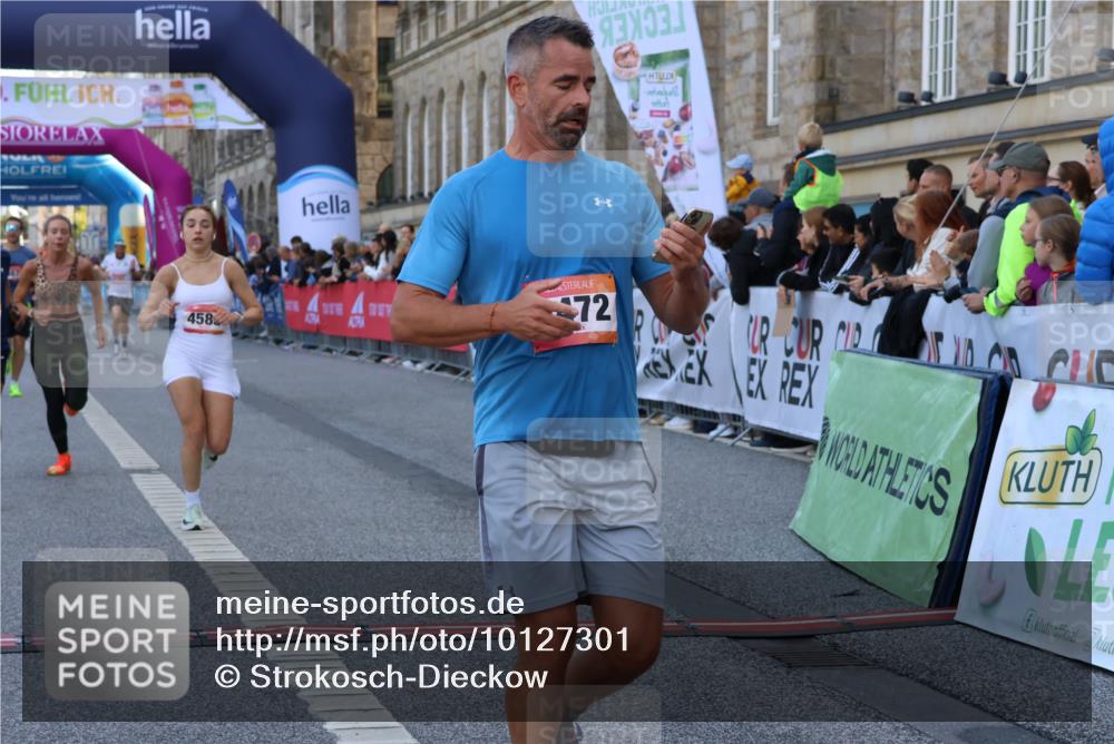 06.09.2026 - CURREX Alsterlauf Strokosch-Dieckow http://msf.ph/oto/10127301 06.09.2026 09:48:14 Ziel 2104, 2134, 2275, 3632, 3878, 4405, 4472, 4583, 5315, 5804, 6414, 8041 meine-sportfotos.de
