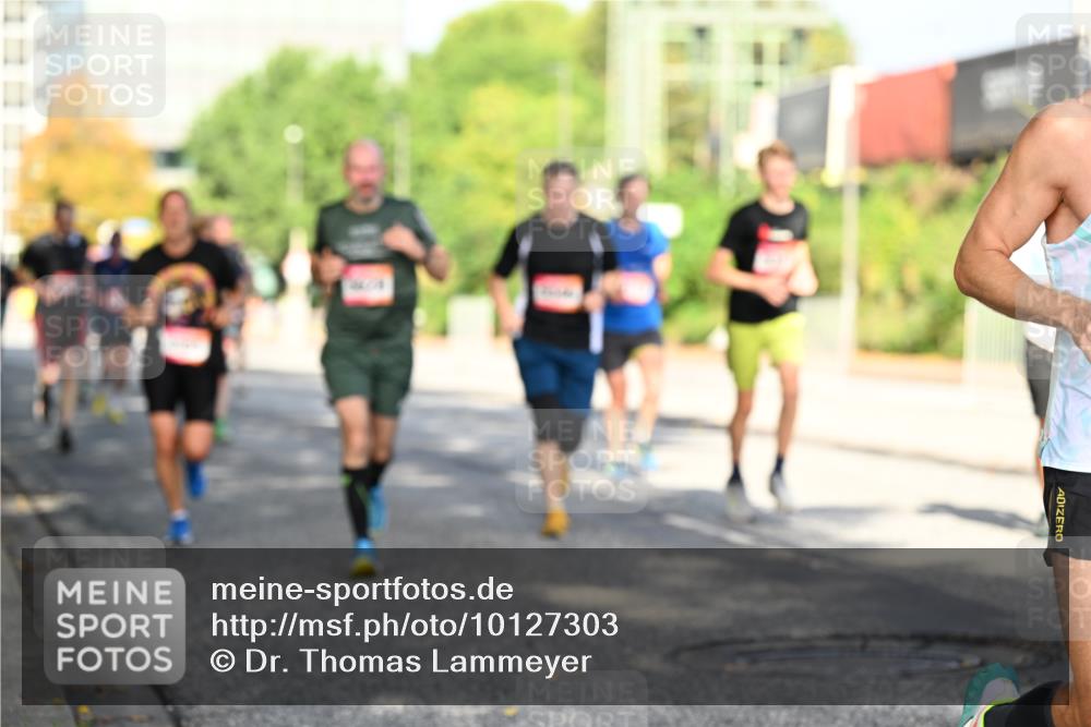 06.09.2026 - CURREX Alsterlauf Dr. Thomas Lammeyer http://msf.ph/oto/10127303 06.09.2026 09:46:53 Laufen  meine-sportfotos.de
