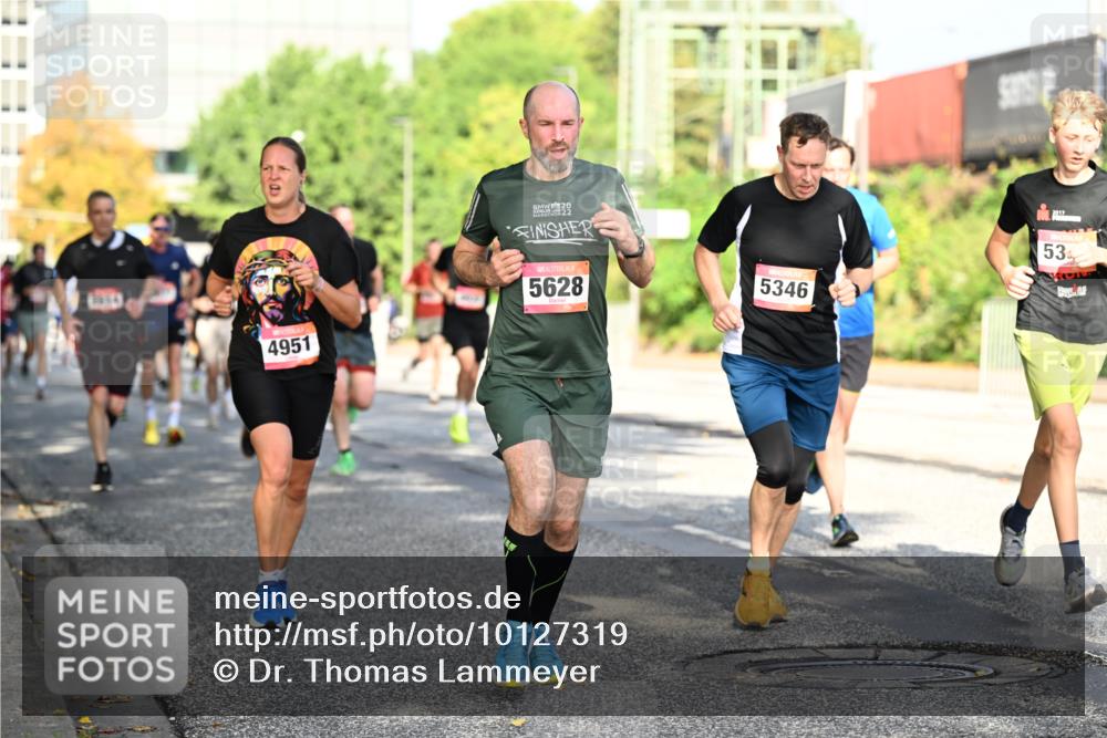 06.09.2026 - CURREX Alsterlauf Dr. Thomas Lammeyer http://msf.ph/oto/10127319 06.09.2026 09:46:54 Laufen 4951, 5628, 5346, 2017, 53 meine-sportfotos.de