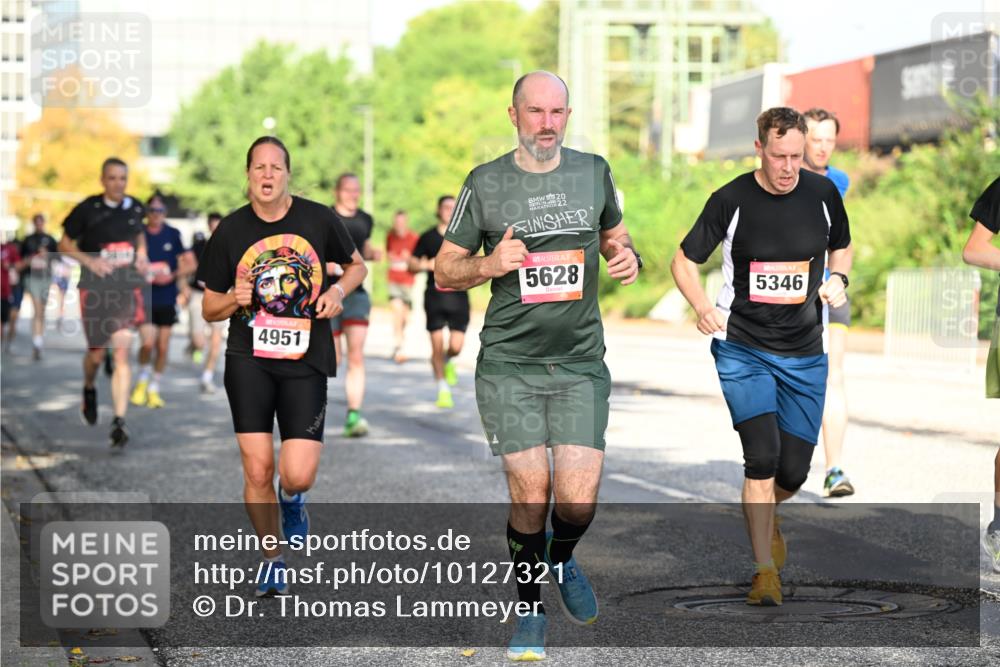 06.09.2026 - CURREX Alsterlauf Dr. Thomas Lammeyer http://msf.ph/oto/10127321 06.09.2026 09:46:55 Laufen 4951, 20, 22, 5628, 5346 meine-sportfotos.de