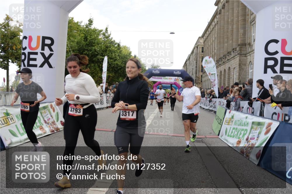 06.09.2026 - CURREX Alsterlauf Yannick Fuchs http://msf.ph/oto/10127352 06.09.2026 10:05:04 Ziel 2343, 2512, 2709, 3317, 3412, 3793, 3853, 3854, 3968, 4549, 5022, 5329, 5765, 6179, 6209, 6251, 6253, 8064, 8099, 8298 meine-sportfotos.de