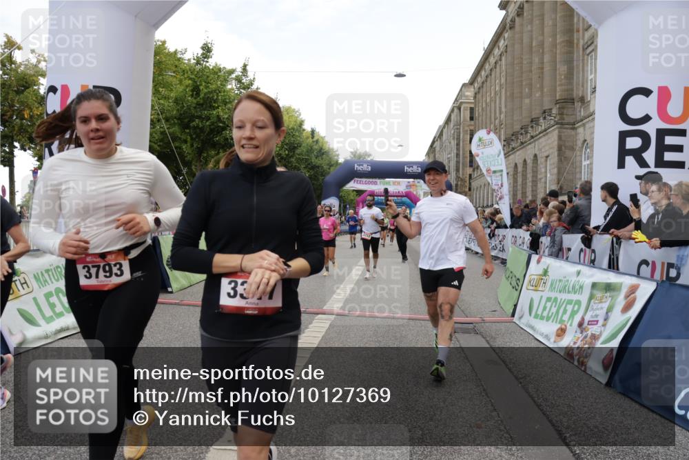06.09.2026 - CURREX Alsterlauf Yannick Fuchs http://msf.ph/oto/10127369 06.09.2026 10:05:05 Ziel 2512, 2709, 3317, 3793, 3853, 3854, 3968, 4231, 4549, 5022, 5300, 5329, 5765, 6179, 6209, 6251, 6253, 8064, 8099, 8298 meine-sportfotos.de