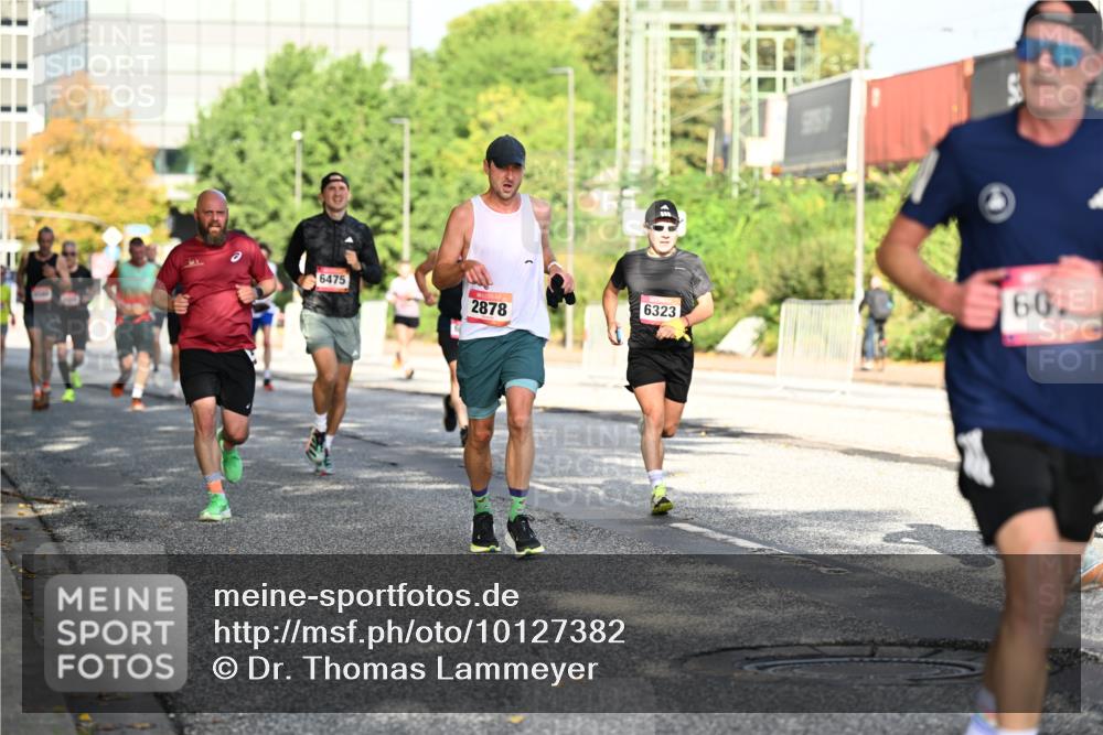 06.09.2026 - CURREX Alsterlauf Dr. Thomas Lammeyer http://msf.ph/oto/10127382 06.09.2026 09:47:00 Laufen 6475, 60, 6323, 2878 meine-sportfotos.de