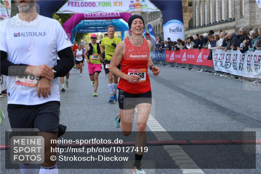06.09.2026 - CURREX Alsterlauf Strokosch-Dieckow http://msf.ph/oto/10127419 06.09.2026 09:48:24 Ziel 2104, 2189, 2746, 2796, 3045, 3860, 3878, 3977, 4254, 4690, 4774, 5153, 5311, 5868, 6040, 6414 meine-sportfotos.de