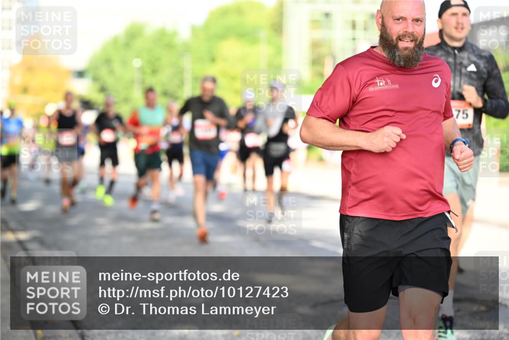 06.09.2026 - CURREX Alsterlauf Dr. Thomas Lammeyer http://msf.ph/oto/10127423 06.09.2026 09:47:04 Laufen 75 meine-sportfotos.de