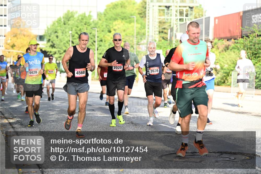 06.09.2026 - CURREX Alsterlauf Dr. Thomas Lammeyer http://msf.ph/oto/10127454 06.09.2026 09:47:07 Laufen 6428, 2020, 4568, 2639, 40, 60, 2256 meine-sportfotos.de