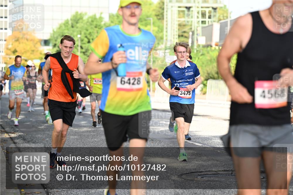 06.09.2026 - CURREX Alsterlauf Dr. Thomas Lammeyer http://msf.ph/oto/10127482 06.09.2026 09:47:10 Laufen 6248, 8256, 6428, 3475, 4568 meine-sportfotos.de