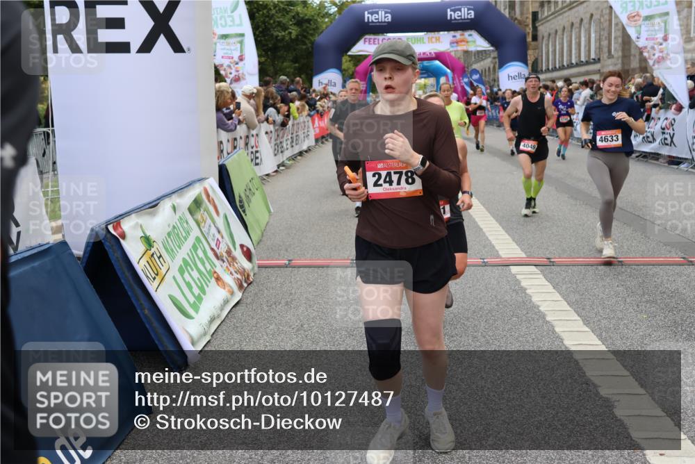 06.09.2026 - CURREX Alsterlauf Strokosch-Dieckow http://msf.ph/oto/10127487 06.09.2026 10:01:18 Ziel 2307, 2369, 2370, 2400, 2478, 2485, 3401, 3730, 3740, 4049, 4055, 4120, 4429, 4633, 4701, 5092, 5317, 5745, 5785, 6145, 6231, 6384, 6386, 6445, 8120 meine-sportfotos.de