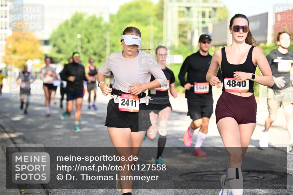 06.09.2026 - CURREX Alsterlauf Dr. Thomas Lammeyer http://msf.ph/oto/10127558 06.09.2026 09:47:18 Laufen 2411, 322, 5949, 4840 meine-sportfotos.de