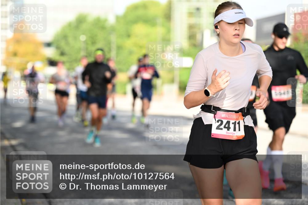 06.09.2026 - CURREX Alsterlauf Dr. Thomas Lammeyer http://msf.ph/oto/10127564 06.09.2026 09:47:19 Laufen 2411 meine-sportfotos.de