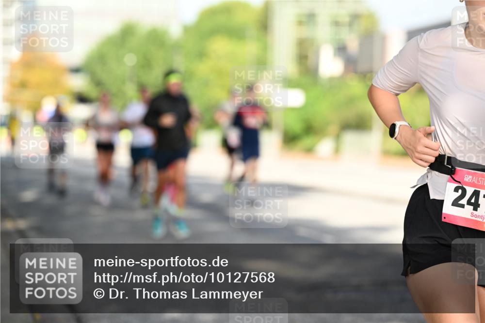 06.09.2026 - CURREX Alsterlauf Dr. Thomas Lammeyer http://msf.ph/oto/10127568 06.09.2026 09:47:19 Laufen 24 meine-sportfotos.de