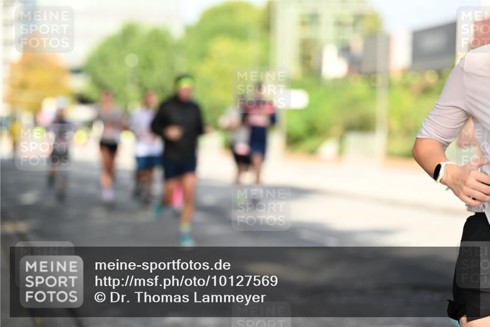 06.09.2026 - CURREX Alsterlauf Dr. Thomas Lammeyer http://msf.ph/oto/10127569 06.09.2026 09:47:20 Laufen  meine-sportfotos.de
