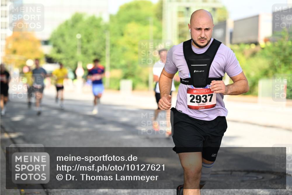 06.09.2026 - CURREX Alsterlauf Dr. Thomas Lammeyer http://msf.ph/oto/10127621 06.09.2026 09:47:25 Laufen 2937 meine-sportfotos.de