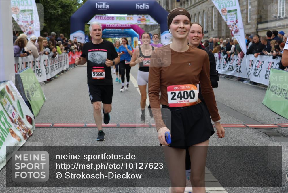 06.09.2026 - CURREX Alsterlauf Strokosch-Dieckow http://msf.ph/oto/10127623 06.09.2026 10:01:24 Ziel 2400, 2485, 3195, 3280, 3401, 3730, 3740, 4049, 4055, 4429, 4580, 4633, 4701, 5139, 5237, 5424, 5523, 5598, 5745, 6027, 6033, 6145, 6445 meine-sportfotos.de