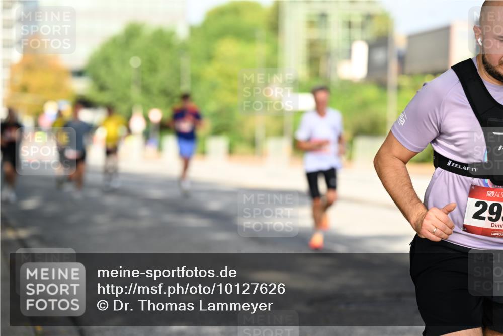 06.09.2026 - CURREX Alsterlauf Dr. Thomas Lammeyer http://msf.ph/oto/10127626 06.09.2026 09:47:26 Laufen 29 meine-sportfotos.de