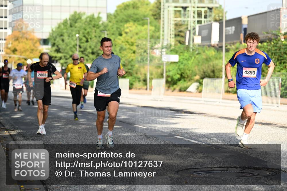 06.09.2026 - CURREX Alsterlauf Dr. Thomas Lammeyer http://msf.ph/oto/10127637 06.09.2026 09:47:29 Laufen 2803, 1, 4393 meine-sportfotos.de