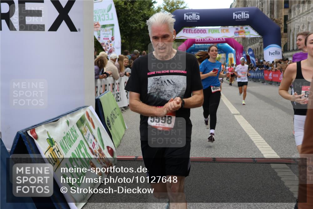 06.09.2026 - CURREX Alsterlauf Strokosch-Dieckow http://msf.ph/oto/10127648 06.09.2026 10:01:25 Ziel 2400, 2485, 2492, 3195, 3280, 3401, 3730, 3740, 4049, 4055, 4429, 4580, 4633, 5060, 5139, 5237, 5424, 5523, 5598, 5745, 5793, 6027, 6033, 6145, 6445 meine-sportfotos.de