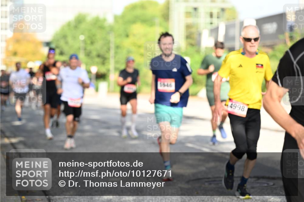 06.09.2026 - CURREX Alsterlauf Dr. Thomas Lammeyer http://msf.ph/oto/10127671 06.09.2026 09:47:34 Laufen 4998 meine-sportfotos.de