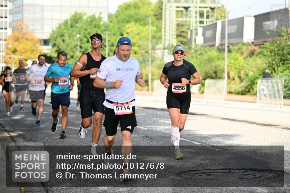 06.09.2026 - CURREX Alsterlauf Dr. Thomas Lammeyer http://msf.ph/oto/10127678 06.09.2026 09:47:36 Laufen 5365, 2594, 5714, 4556 meine-sportfotos.de