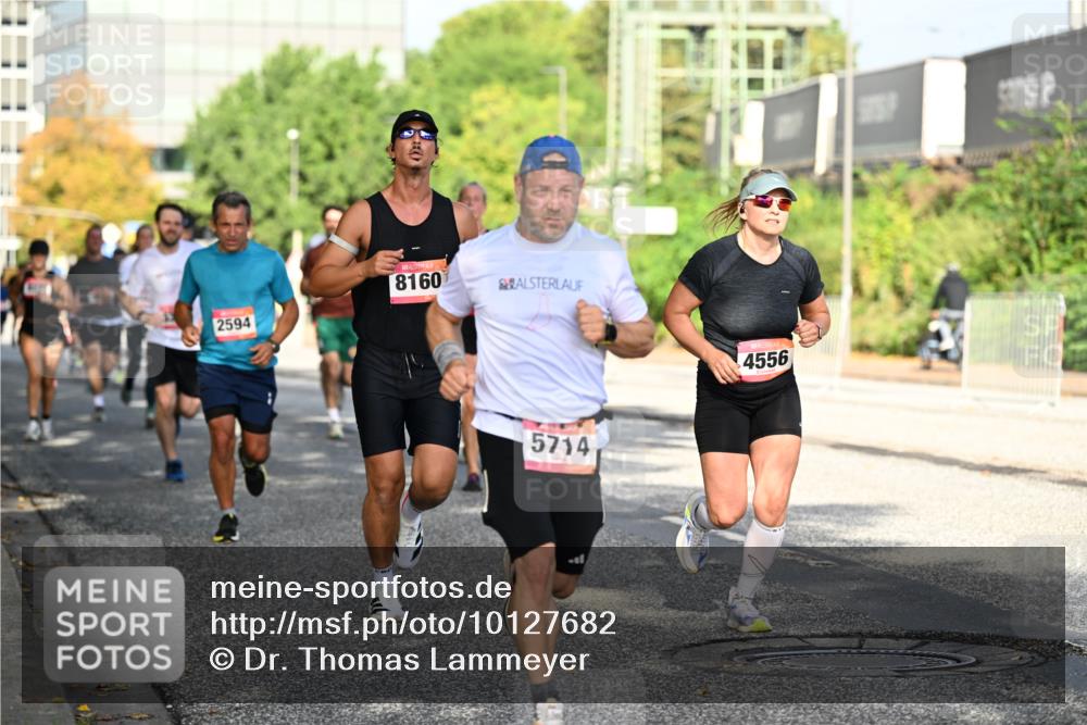06.09.2026 - CURREX Alsterlauf Dr. Thomas Lammeyer http://msf.ph/oto/10127682 06.09.2026 09:47:36 Laufen 8160, 2594, 5714, 4556 meine-sportfotos.de