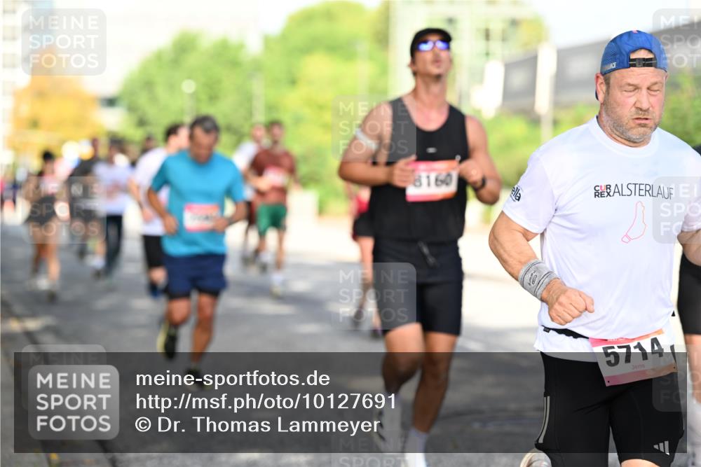 06.09.2026 - CURREX Alsterlauf Dr. Thomas Lammeyer http://msf.ph/oto/10127691 06.09.2026 09:47:37 Laufen 8160, 5714 meine-sportfotos.de