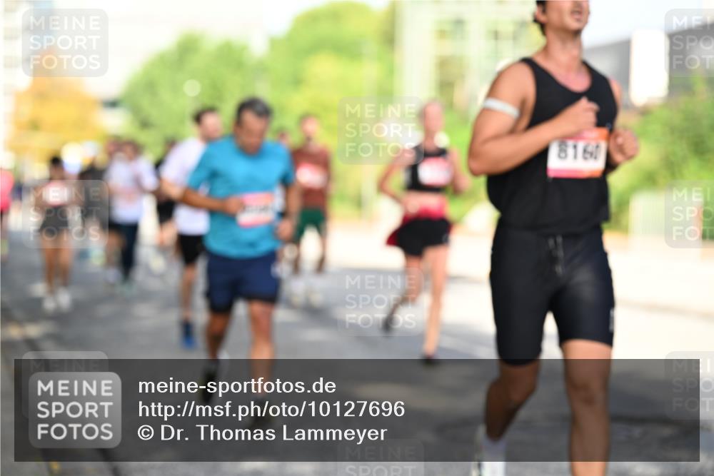 06.09.2026 - CURREX Alsterlauf Dr. Thomas Lammeyer http://msf.ph/oto/10127696 06.09.2026 09:47:38 Laufen 8160 meine-sportfotos.de