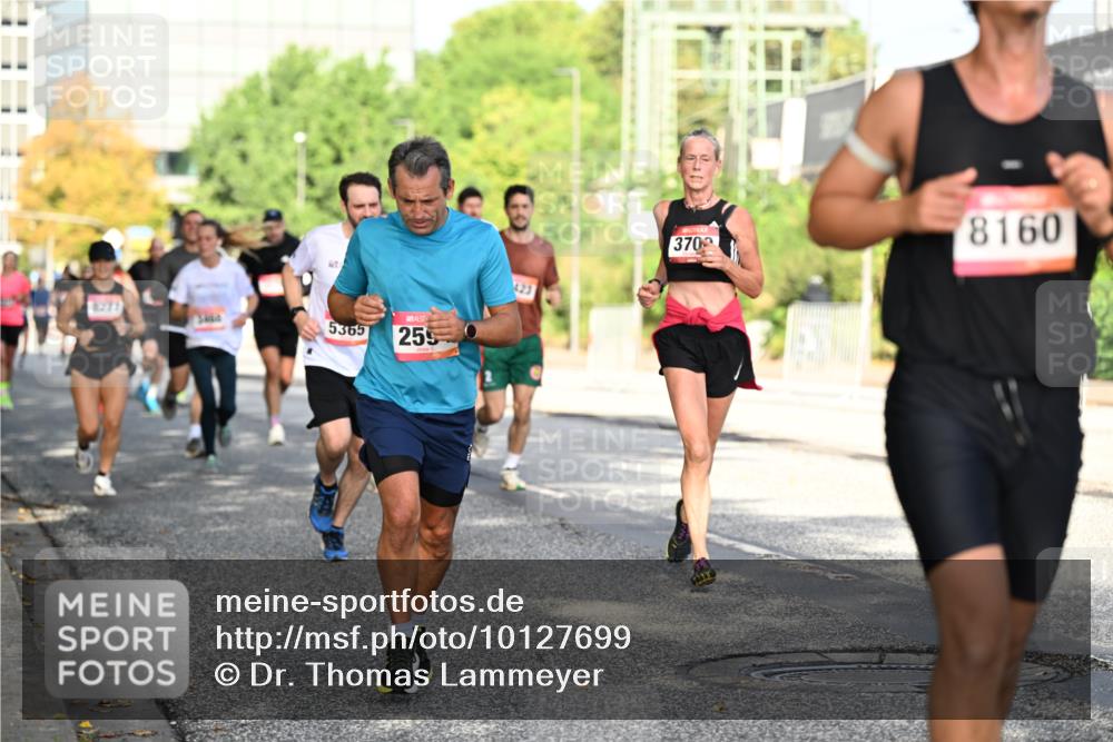 06.09.2026 - CURREX Alsterlauf Dr. Thomas Lammeyer http://msf.ph/oto/10127699 06.09.2026 09:47:38 Laufen 8277, 5365, 259, 423, 370, 8160 meine-sportfotos.de