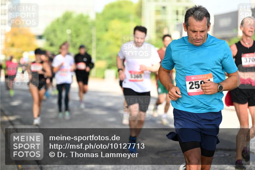 06.09.2026 - CURREX Alsterlauf Dr. Thomas Lammeyer http://msf.ph/oto/10127713 06.09.2026 09:47:39 Laufen 25, 370 meine-sportfotos.de