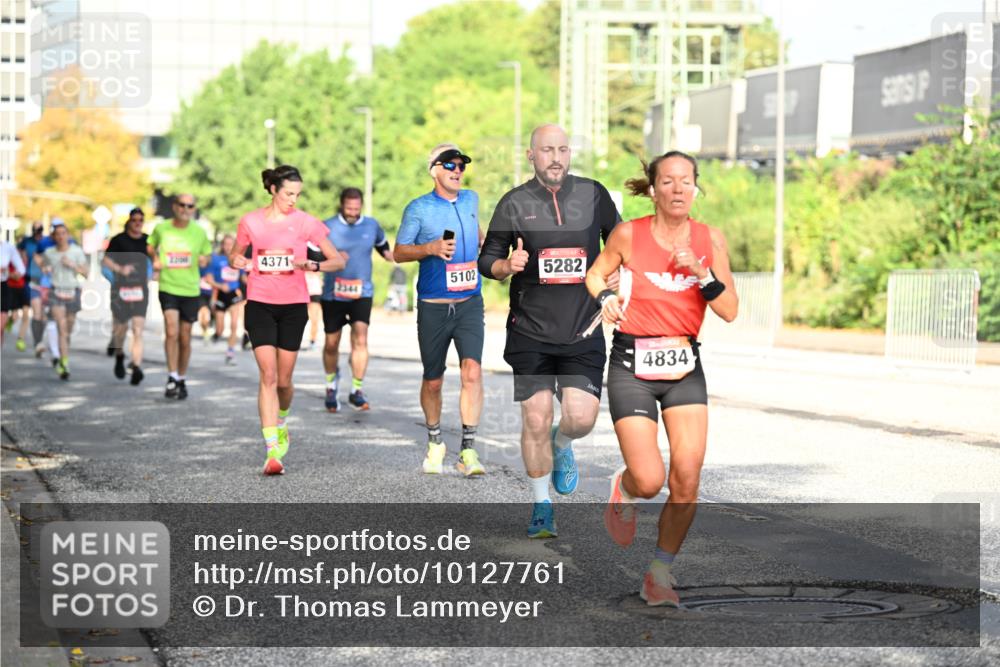 06.09.2026 - CURREX Alsterlauf Dr. Thomas Lammeyer http://msf.ph/oto/10127761 06.09.2026 09:47:45 Laufen 4371, 2344, 5102, 5282, 4834 meine-sportfotos.de