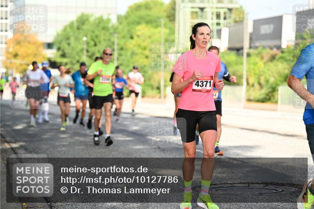 06.09.2026 - CURREX Alsterlauf Dr. Thomas Lammeyer http://msf.ph/oto/10127786 06.09.2026 09:47:48 Laufen 4371, 14 meine-sportfotos.de
