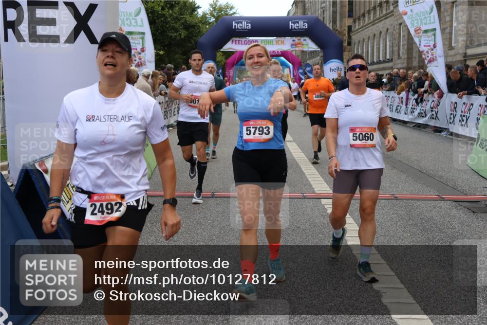 06.09.2026 - CURREX Alsterlauf Strokosch-Dieckow http://msf.ph/oto/10127812 06.09.2026 10:01:32 Ziel 2249, 2492, 2496, 3280, 3518, 3544, 4259, 4580, 4638, 4883, 4884, 5012, 5060, 5139, 5192, 5237, 5523, 5669, 5749, 5793, 5856, 6018, 6027, 6033, 6114 meine-sportfotos.de