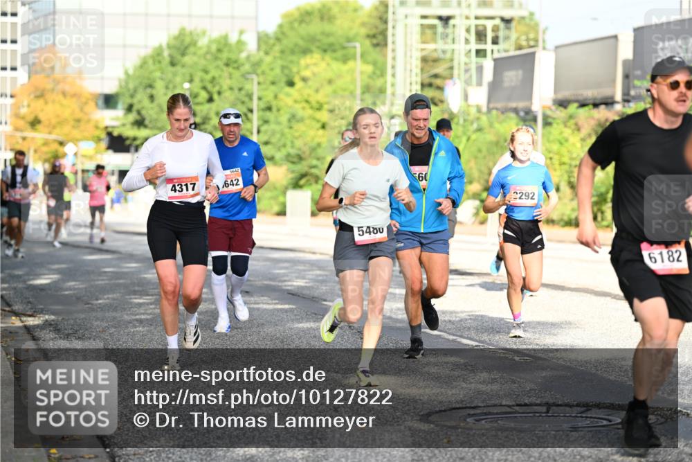06.09.2026 - CURREX Alsterlauf Dr. Thomas Lammeyer http://msf.ph/oto/10127822 06.09.2026 09:47:51 Laufen 4317, 5642, 642, 5480, 60, 2292, 6182 meine-sportfotos.de