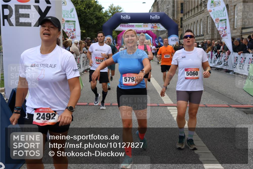 06.09.2026 - CURREX Alsterlauf Strokosch-Dieckow http://msf.ph/oto/10127827 06.09.2026 10:01:32 Ziel 2249, 2492, 2496, 3280, 3518, 3544, 4259, 4580, 4638, 4883, 4884, 5012, 5060, 5139, 5192, 5237, 5523, 5669, 5749, 5793, 5856, 6018, 6027, 6033, 6114 meine-sportfotos.de