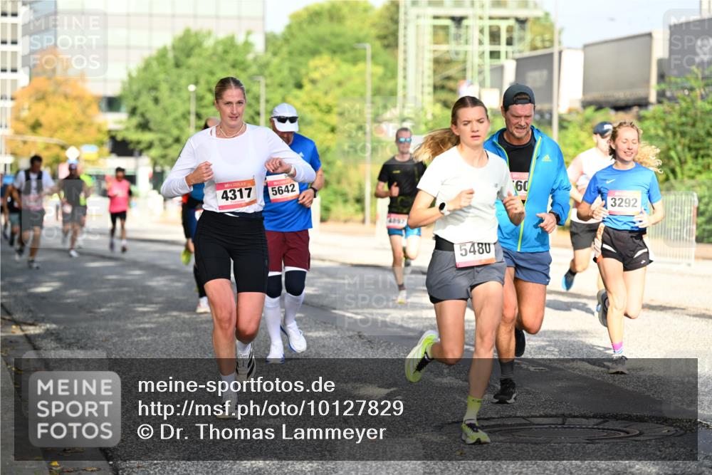 06.09.2026 - CURREX Alsterlauf Dr. Thomas Lammeyer http://msf.ph/oto/10127829 06.09.2026 09:47:52 Laufen 4317, 5642, 4897, 5480, 60, 3292 meine-sportfotos.de