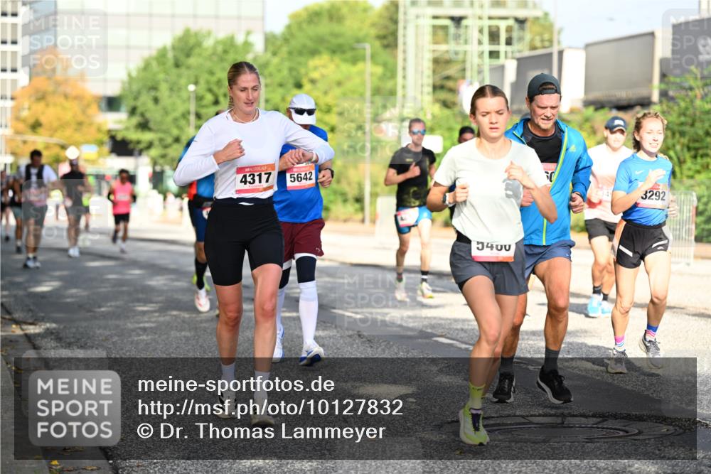 06.09.2026 - CURREX Alsterlauf Dr. Thomas Lammeyer http://msf.ph/oto/10127832 06.09.2026 09:47:52 Laufen 4317, 5642, 5400, 30, 3292 meine-sportfotos.de